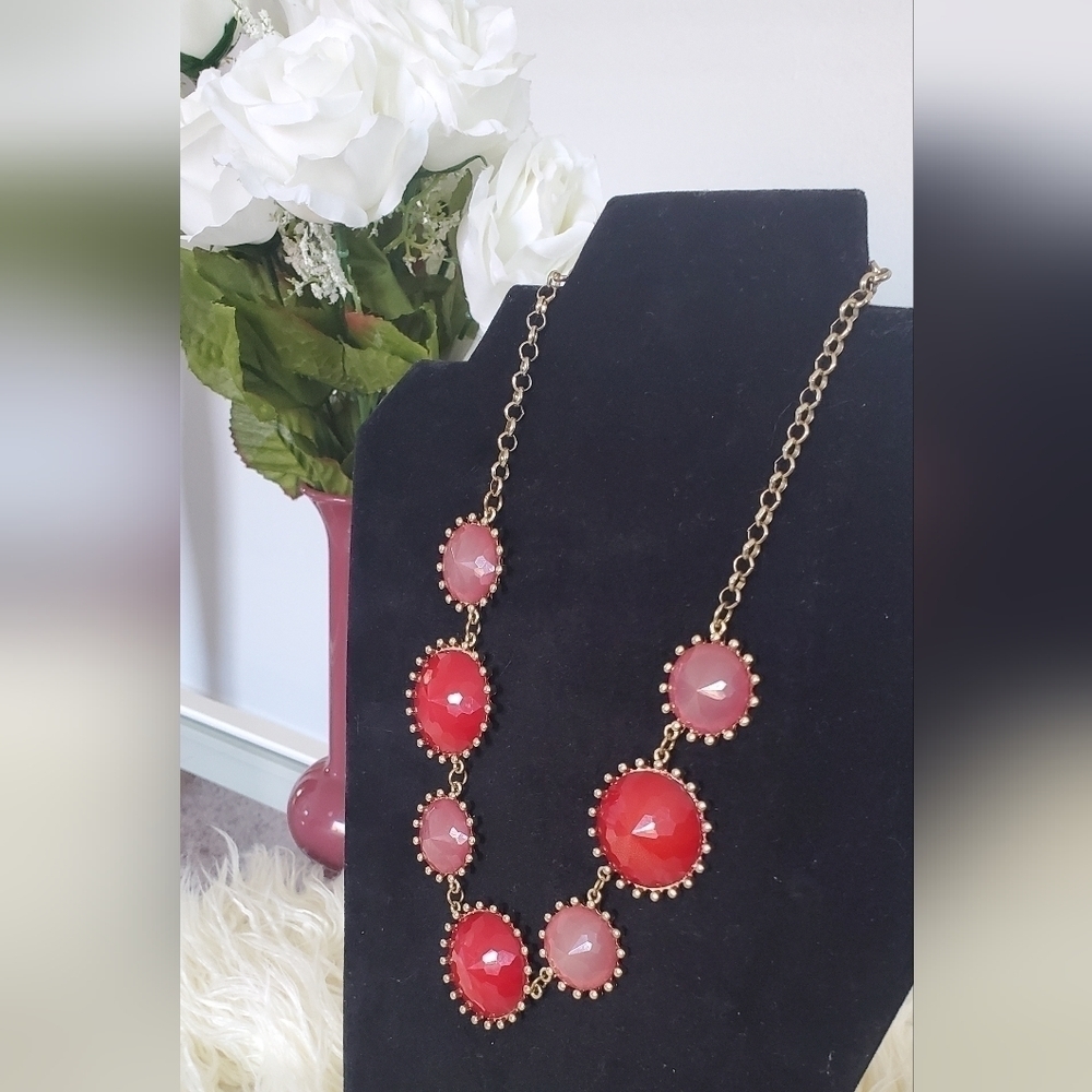 Pink Resins  Women’s NECKLACE 🌴